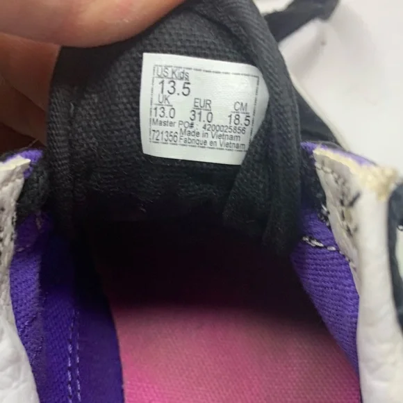 VANS skate shoes.US kids size 13.5. Decor on shoe-flowers, positive vibes - Picture 7 of 15